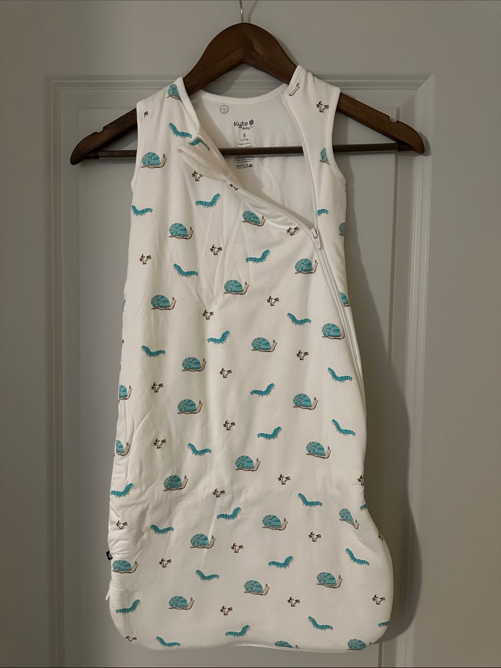Kyte BABY 1.0 Tog Sleep Sack with Teal Snail & Caterpillar Print